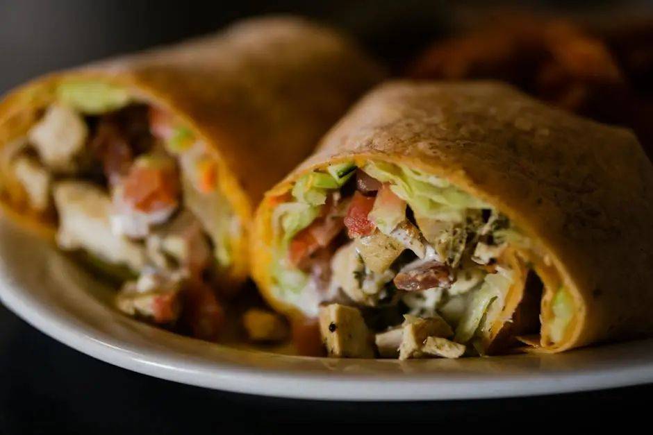 一线城市商场,正在被10元卷饼攻占_品牌_良记_门店