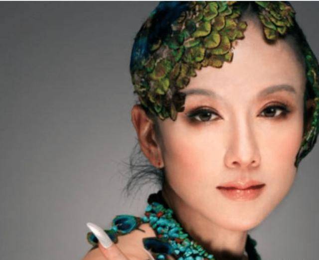 杨丽萍的照片,素颜让人惊讶,网友:太真实了吧!_一定的_身材_年龄