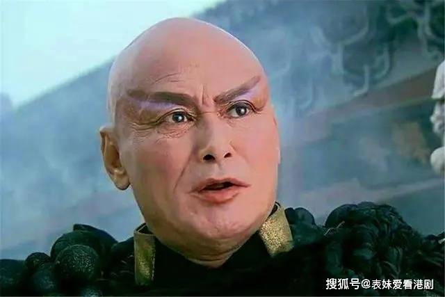 角色刘家辉在十几岁时便涉足电影行业,从事武术指导和替身演员的工作