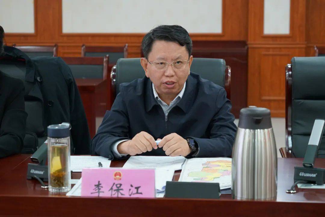 汶上县人大常委会主任会议视察全县交通基础设施建设工作