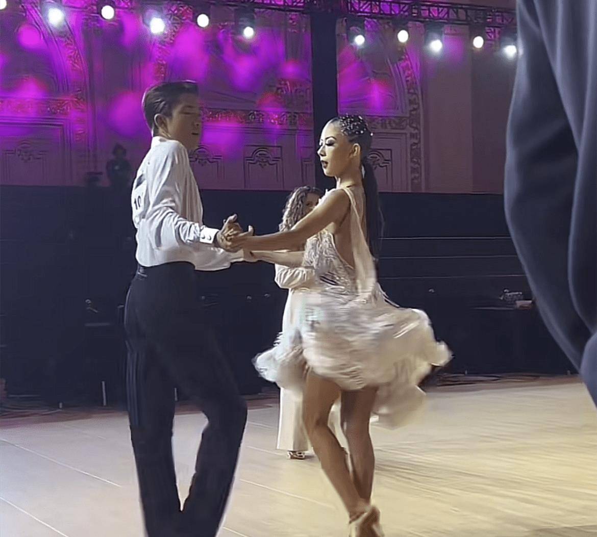 王崇墨李茉晗惨遭"拆伴",男方父亲发文透露原因,女