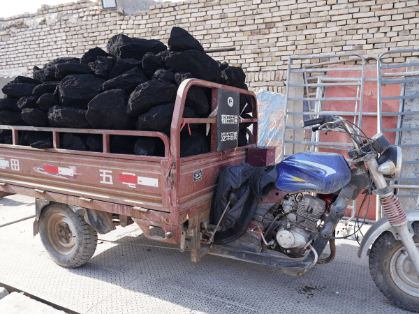 今冬库尔勒市发放2623吨"暖心煤"_工作_村民_恰尔巴格乡