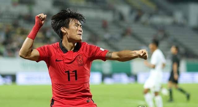 安在俊(富川队)作为单前锋进攻,严志成(光州队)和全秉官(大田队)辅佐