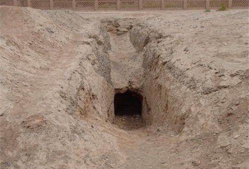 内蒙古的一座古墓,挖出了凤冠女尸,揭开了萨满太巫的心酸史_公主_身份