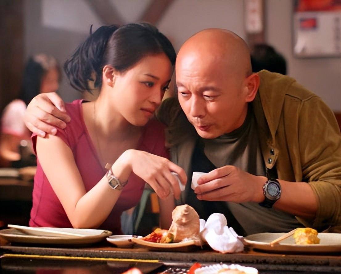 妹妹远在美国,父母也已离世,如今66岁无儿无女的葛优如何了_何聪_因为