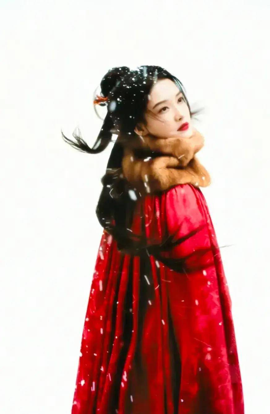 杨紫 陈冠希 李沁 肖战 易烊千玺 杨幂 刘诗诗 吴亦凡 王艳_古装_乔欣