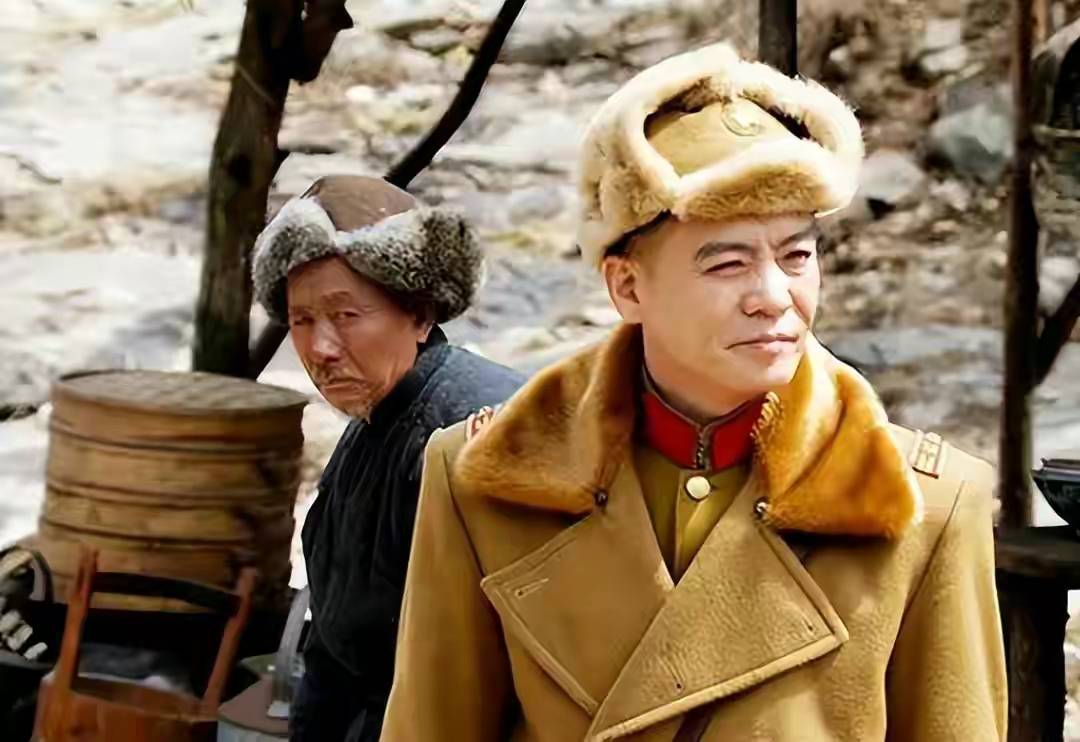 他靠演反派出名,曾和许晴传绯闻,57岁娶了圈外妻子,低调且幸福_米学东