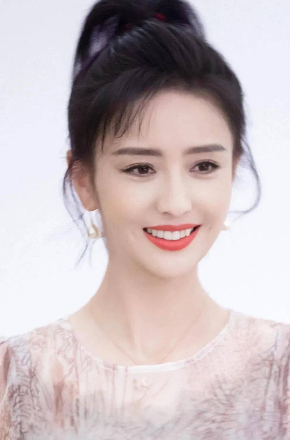 女神佟丽娅的尖头高跟鞋_漂亮_明星_黑色