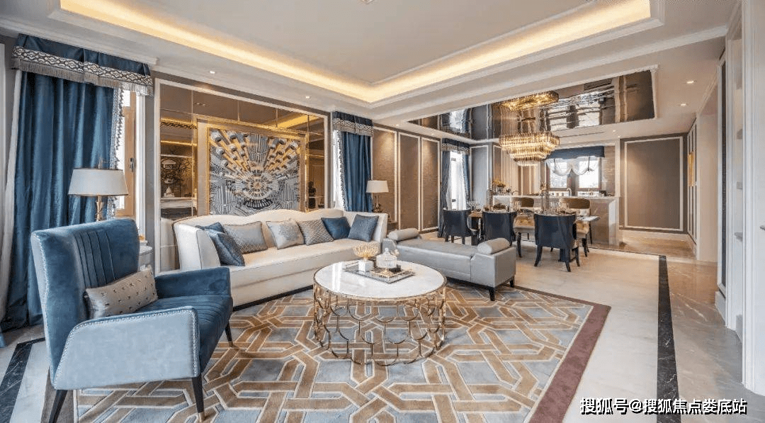 餐饮:青年餐厅,杨森餐厅,金百万烤鸭,百年老汤马记卤煮,顺心重庆火锅