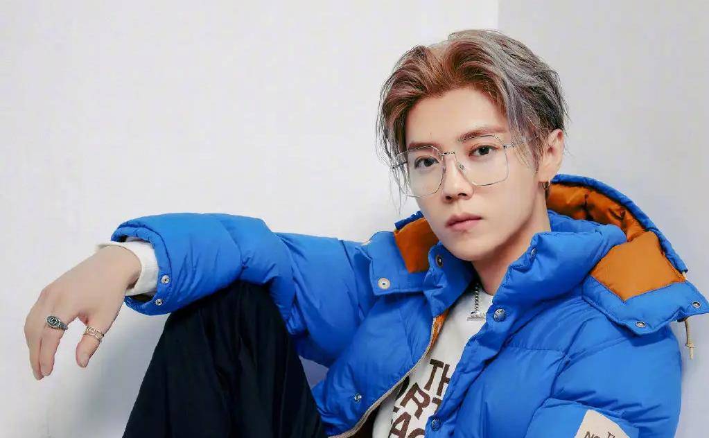 鹿晗家庭情况曝光!