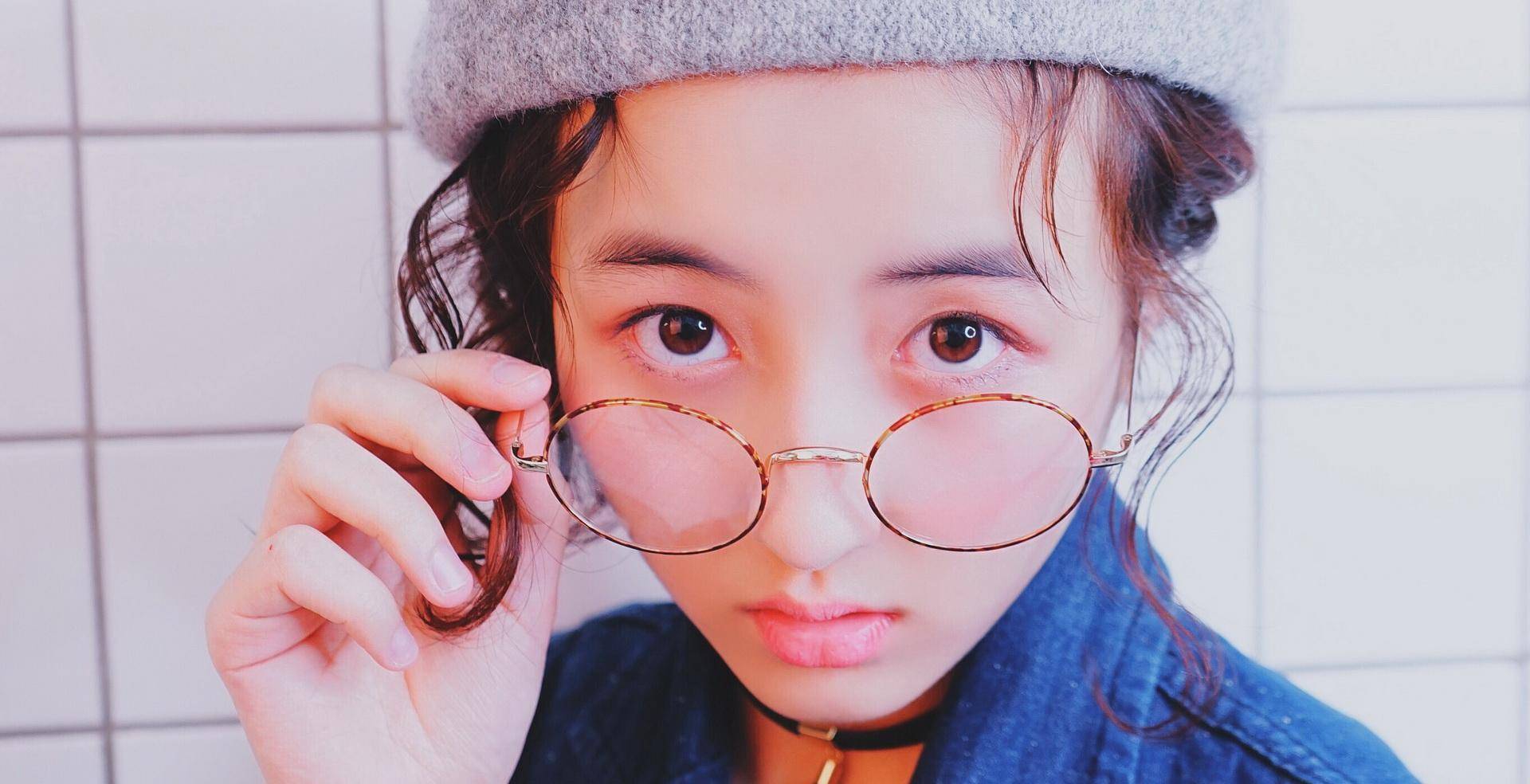 来到这里的嘉宾也把张子枫宠上天,就连和张子枫相差一岁的欧阳娜娜