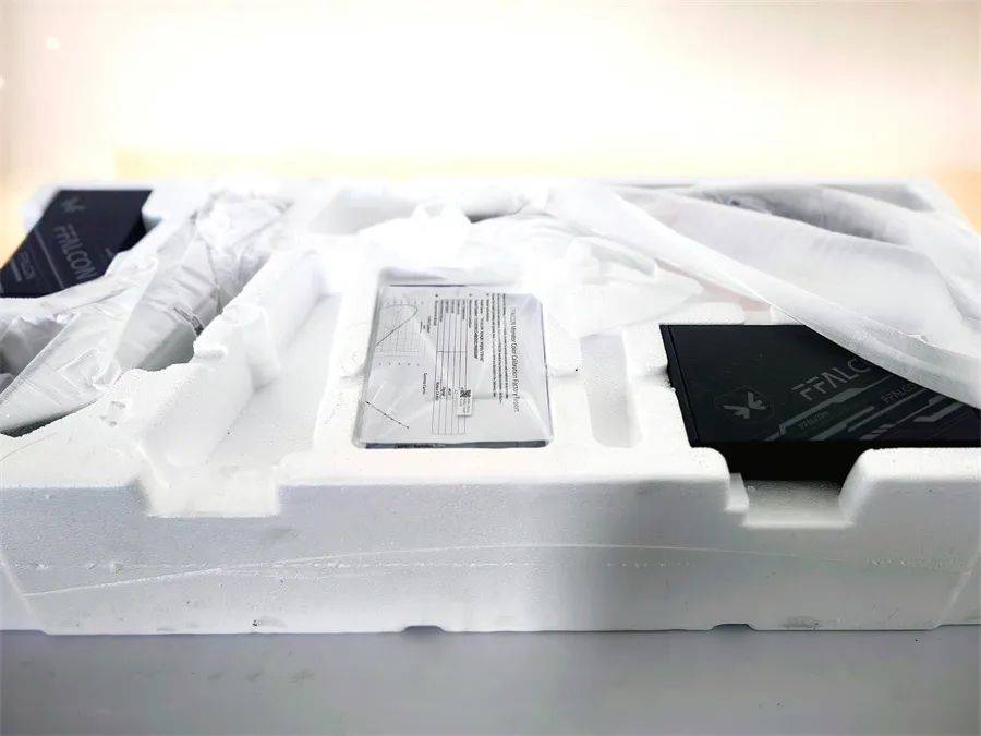 懂显示器的为什么选带鱼屏,不吹不黑说说雷鸟Q8显示器使用感受