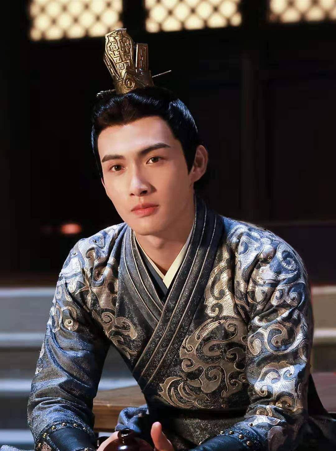 张彬彬错失《陈情令》蓝忘机,王一博一飞冲天,他现在后悔死了_角色