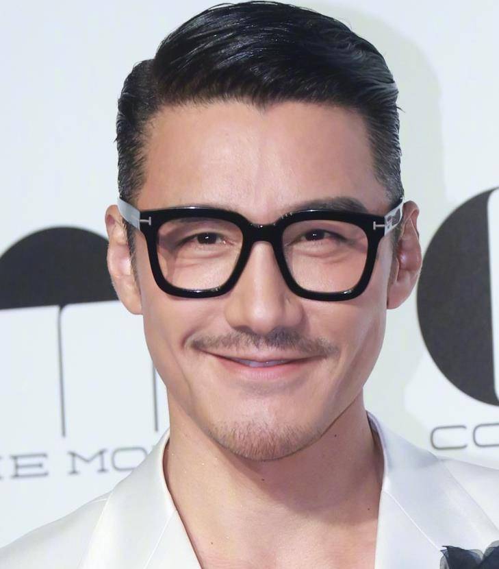 上海时装周第一波:钟楚曦绝色,邓超心计,马伊如女老板_明星_胡兵_感觉