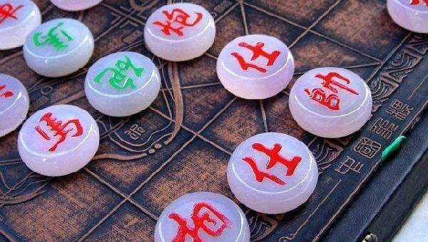 象棋發明的年代沒有炮,那麼棋子中的