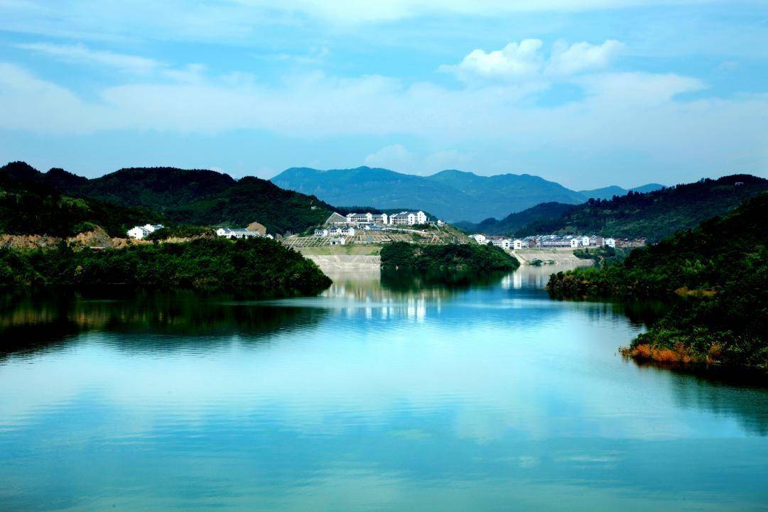 一夜山中客 十年尘外人 这里是湖南石门_旅游_避暑_游客