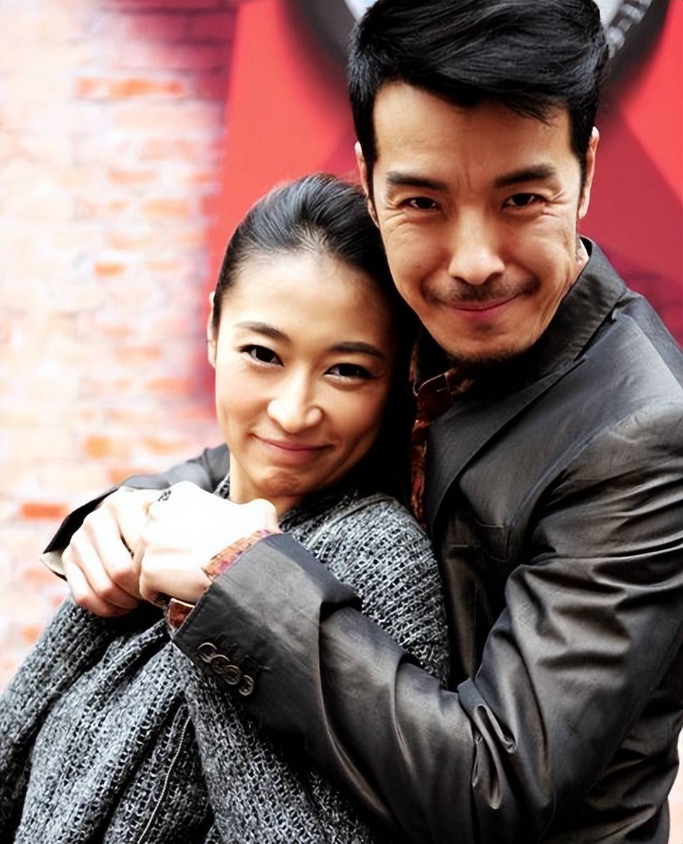 海一天:与哈达闪婚闪离,再婚娶小12岁娇妻,结婚6年宠妻如宝_艺术_挑战