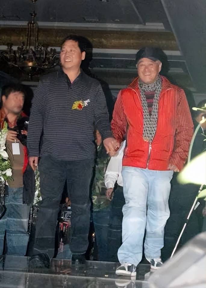 赵本山女儿赵玉芳:倒贴300万下嫁穷小伙,结婚15年被丈夫宠成宝_家庭