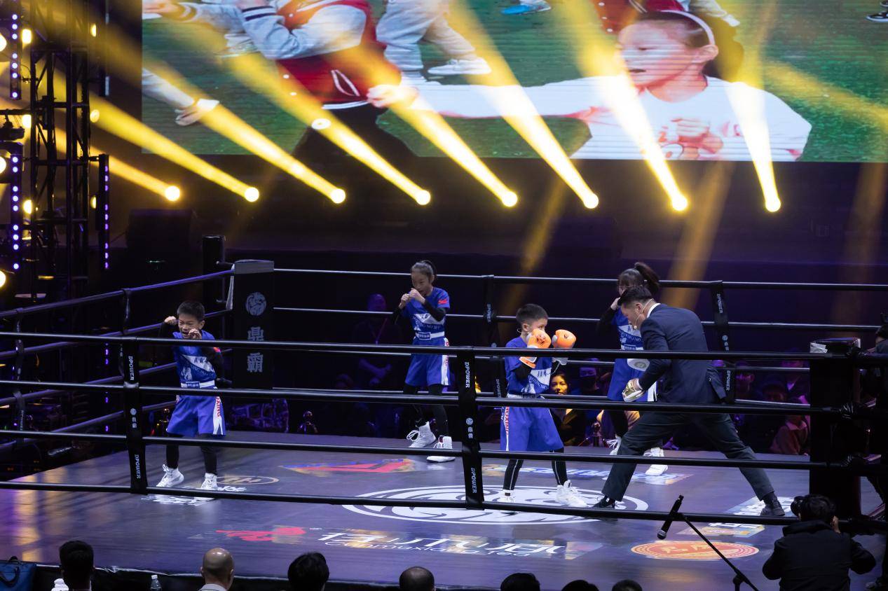 收官,吾扎提战平 刘文松一举摘得wbc亚洲超羽量级正