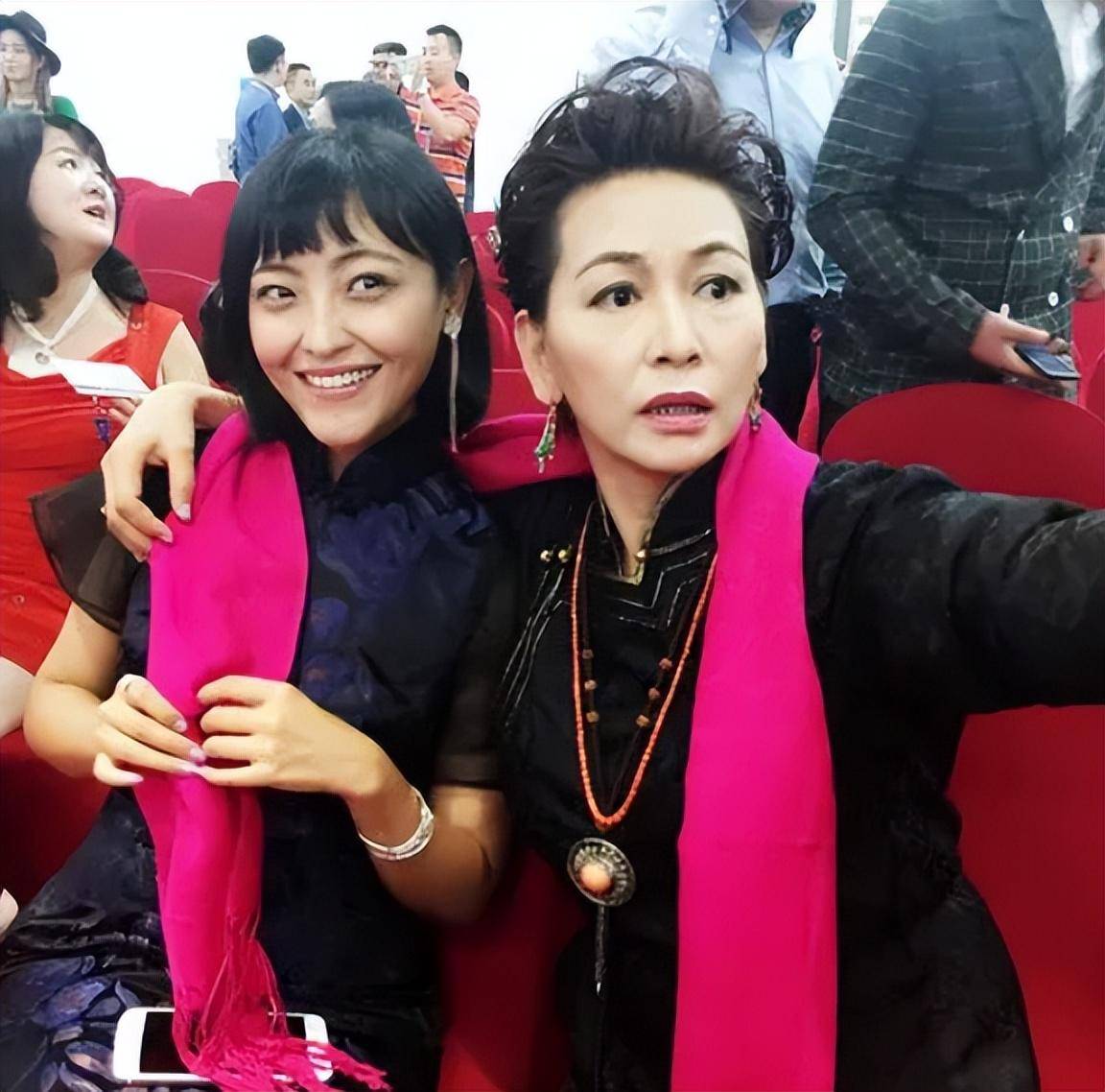 金鸡影后艾丽娅:成名后辞职做个体演员,丈夫也是知名男星_影片_电影