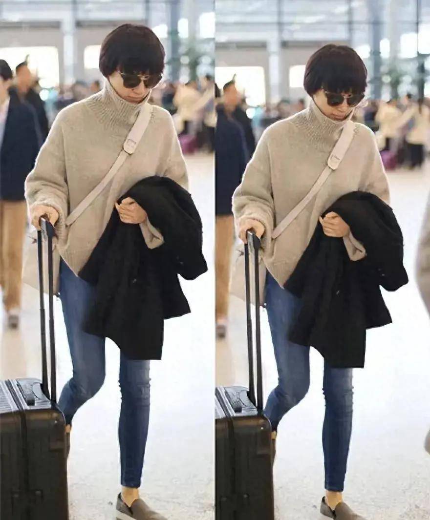 《袁泉的冬装:实用,时尚与舒适的完美结合》_衣服_颜色_腰带