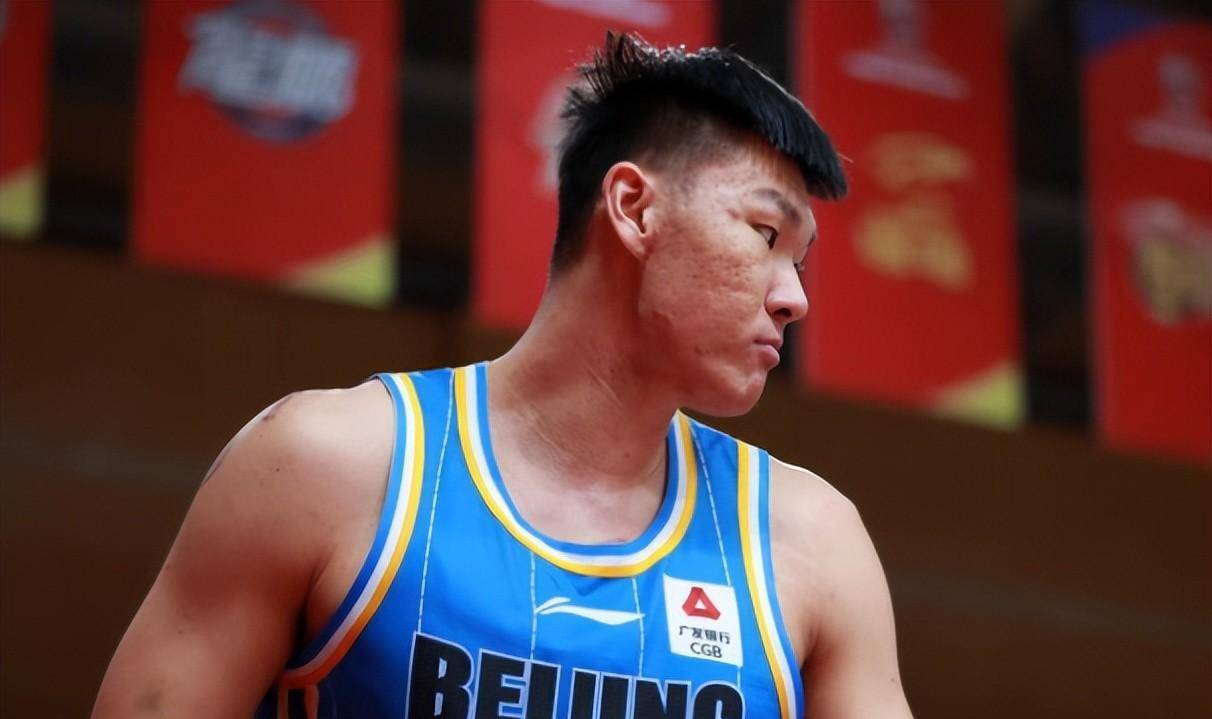 cba三消息:辽宁外援超越广东,范子铭恼羞成怒,翟晓川备受争议_北京