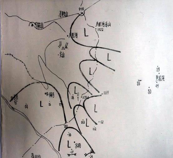 血戰八里河東山55號陣地_突擊隊_進行_我軍