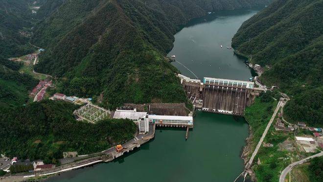 柘溪水庫位於湖南省益陽市安化縣資水中游,修建於20世紀50年代_景區