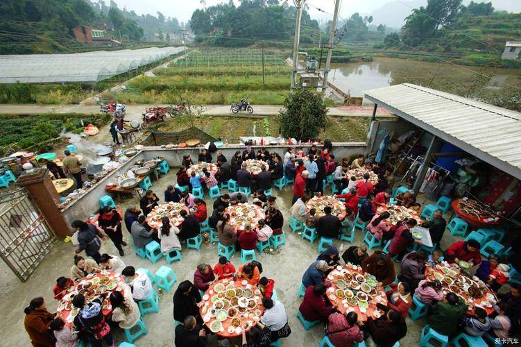 四川的特色坝坝宴你吃过吗?_形式_宴会_中国