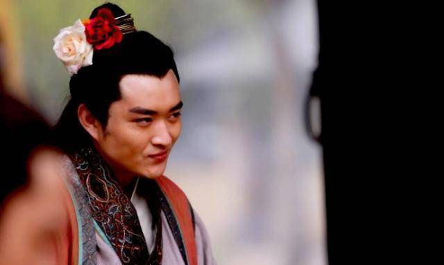 明明没有做官,为何称高俅儿子为高衙内?