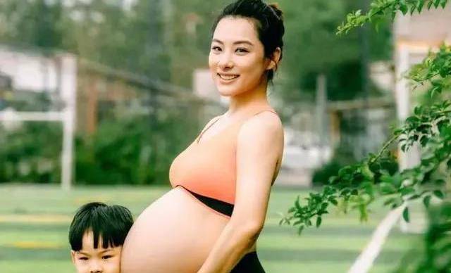 "体操皇后"刘璇:5岁练体操,21岁高龄夺冠,退役嫁艺术家老公_训练_中国