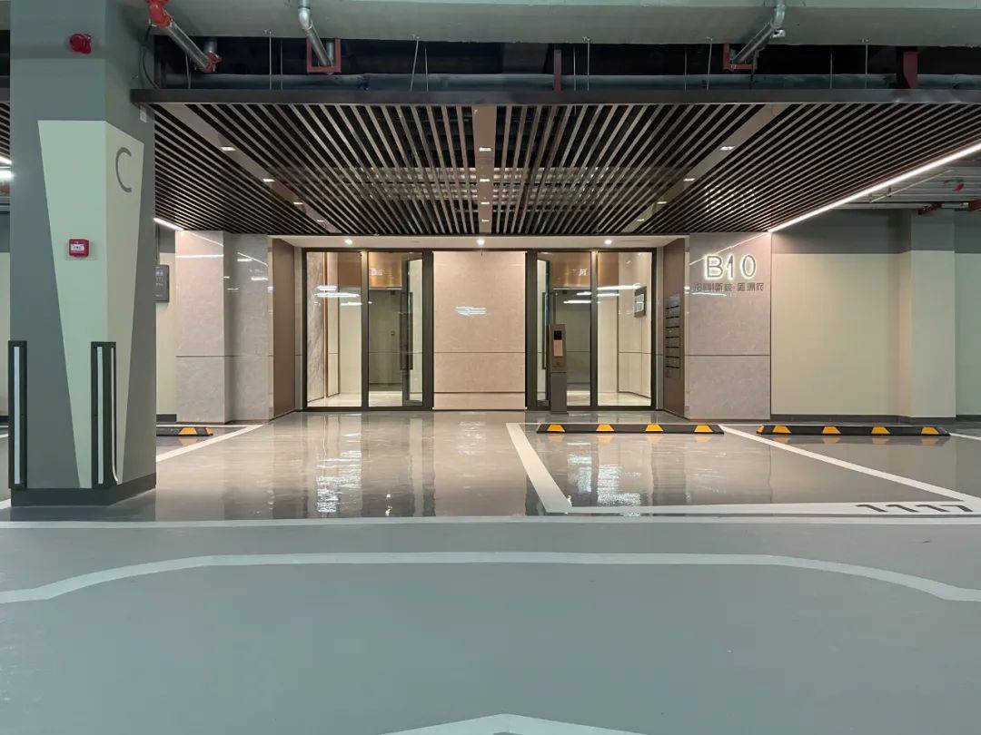 精装酒店级地下车库入户大堂新城地产新城·雍璟府高规格