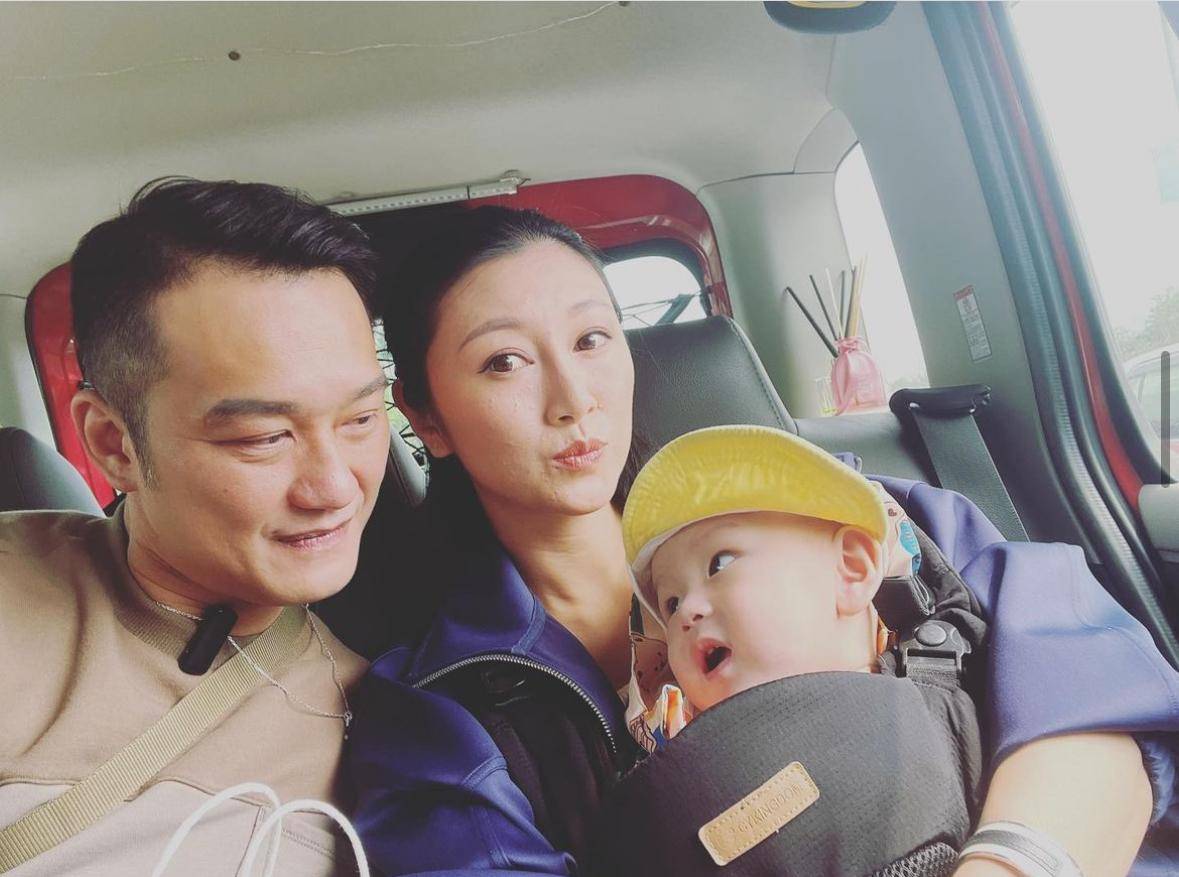 40岁香港歌手自曝在工地兼职,朝八晚五月薪3万,为养家身兼数职_吴浩康