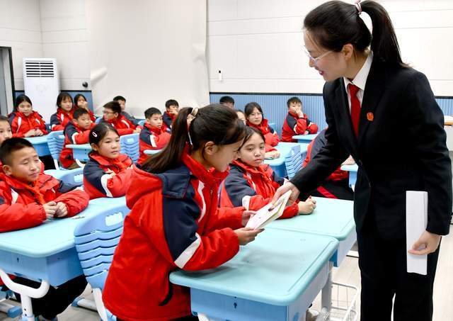 龙脊镇翁江小学图片图片