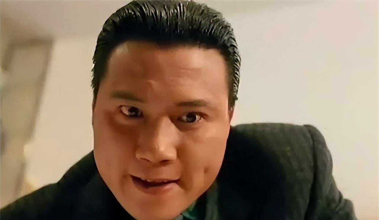 "吴进成"也成为了香港警匪片中"大哥大"的经典形象之一