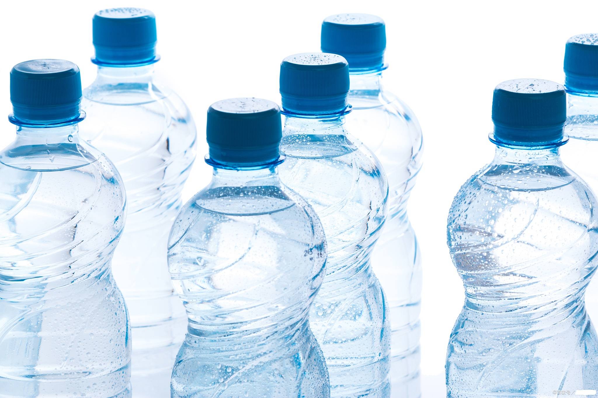 大瓶饮用水怎样开盖_盖子_瓶盖_角度