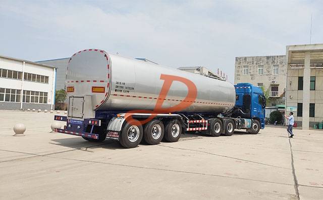 奶罐车租赁和购买哪种更划算?_企业_需求_运输