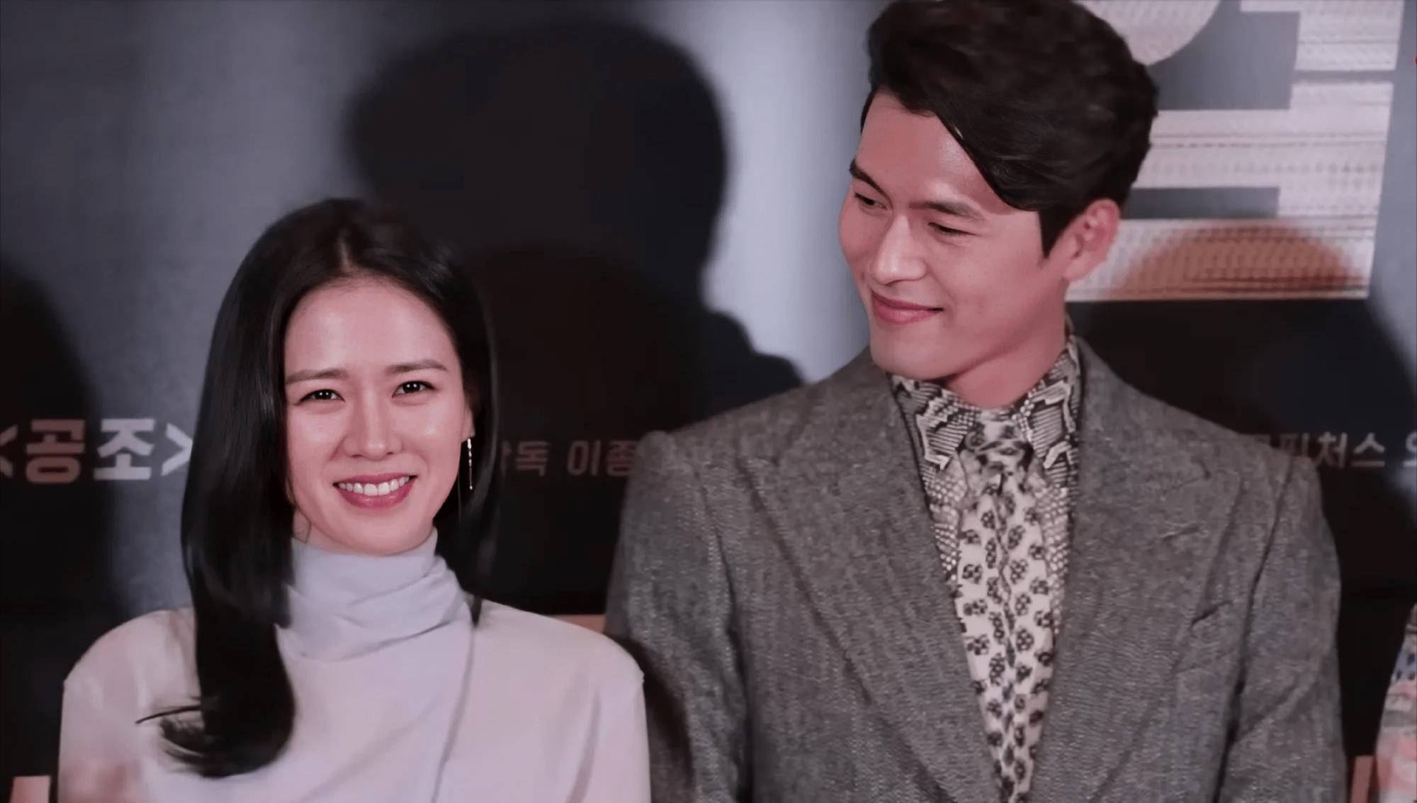 孙艺珍举办豪华婚礼,连换四套婚纱照,两人牵手甜笑像偶像剧_玄彬_恋情