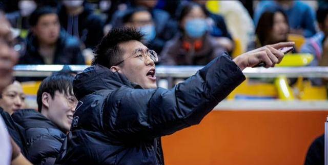 郭艾伦即将复出!回归在望,辽宁男篮三连冠稳了_客场比赛_进行_心理