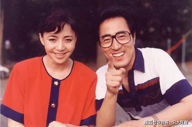 《我爱我家》,原来孟昭阳对贾小凡的痴情,也不过是见色起意_孟朝阳_孟