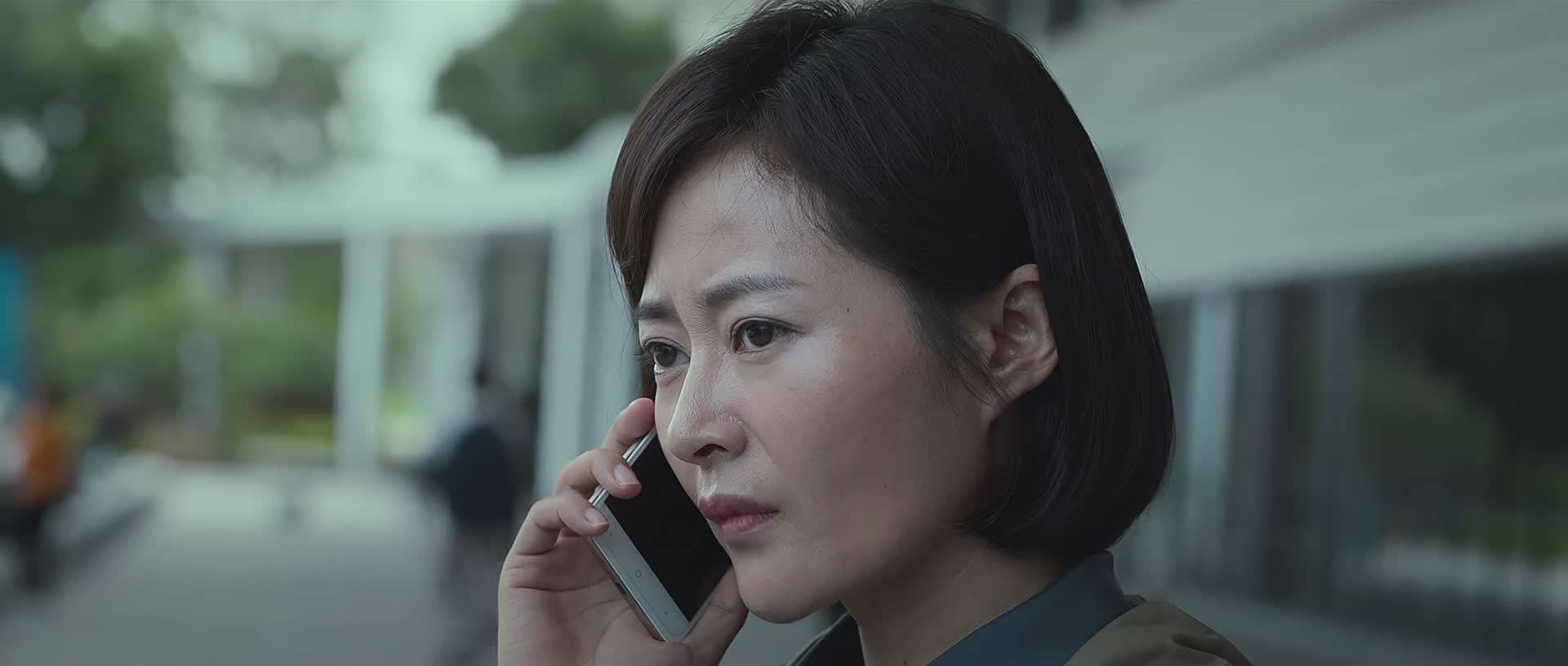 庭外:在无滤镜下,6个女演员皮肤差距大,焦俊艳比万