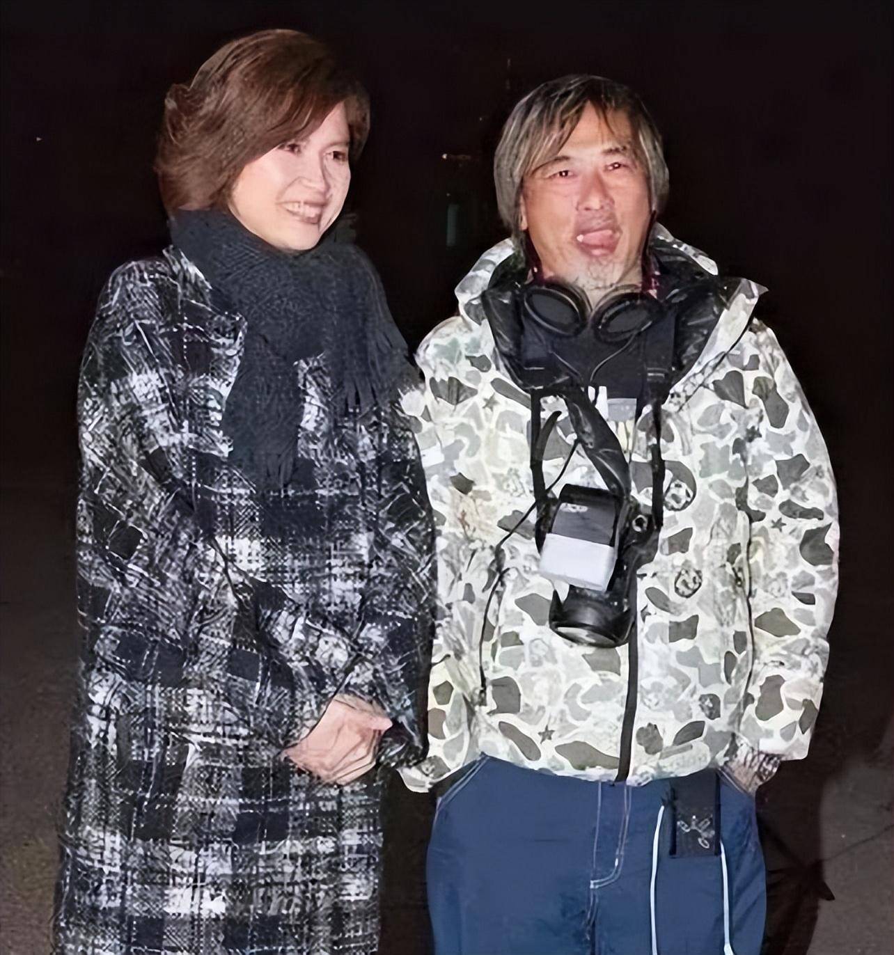在感情的道路上,邵美琪经历了太多的磨难,无论是和戚其义还是郑伊健