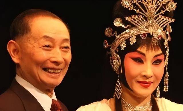"跳梁小丑"李玉刚摔下神坛,不再被世界宽容,梅葆玖:死不原谅_艺术