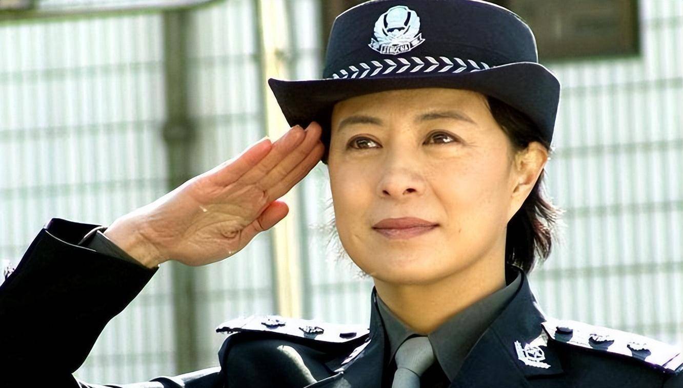 一脸流氓相能演"人民警察"?《黑白密码》选角真失败_电视剧_故事_观众