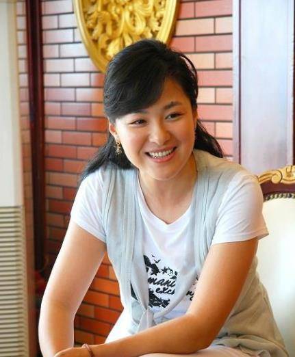 有种毁容叫沈傲君,年轻时赛西施惊艳众人,今44岁发福不敢认_女神_美女