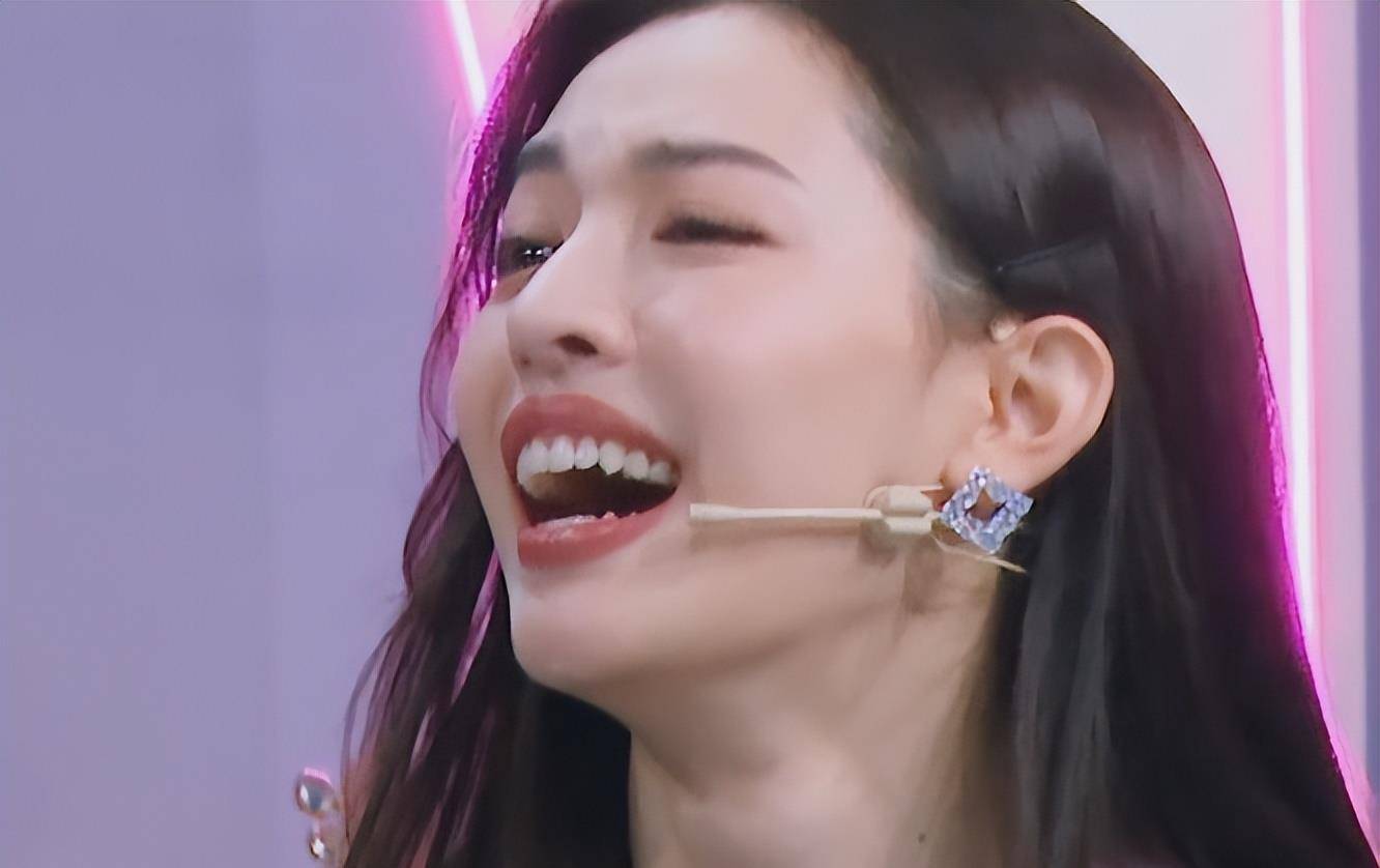 当30岁钟楚曦和35岁苗苗同框,我才知道骨相美和皮相美的区别_观众