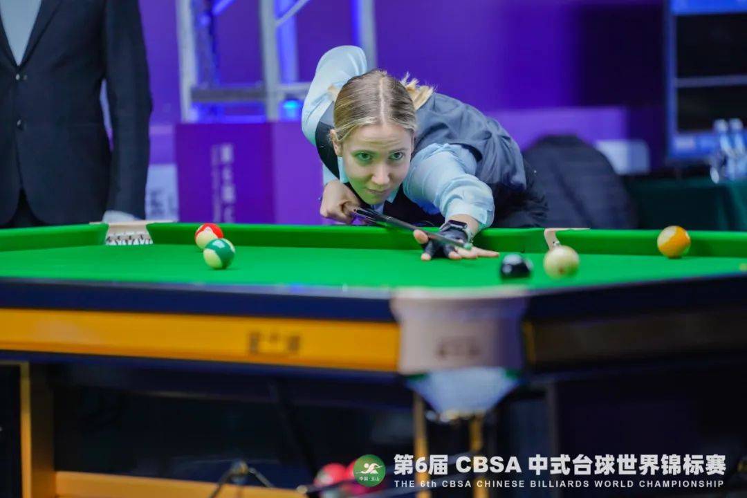 印度15岁小将娜塔莎·切坦表现出色,7-3完胜西罗蒂娜.