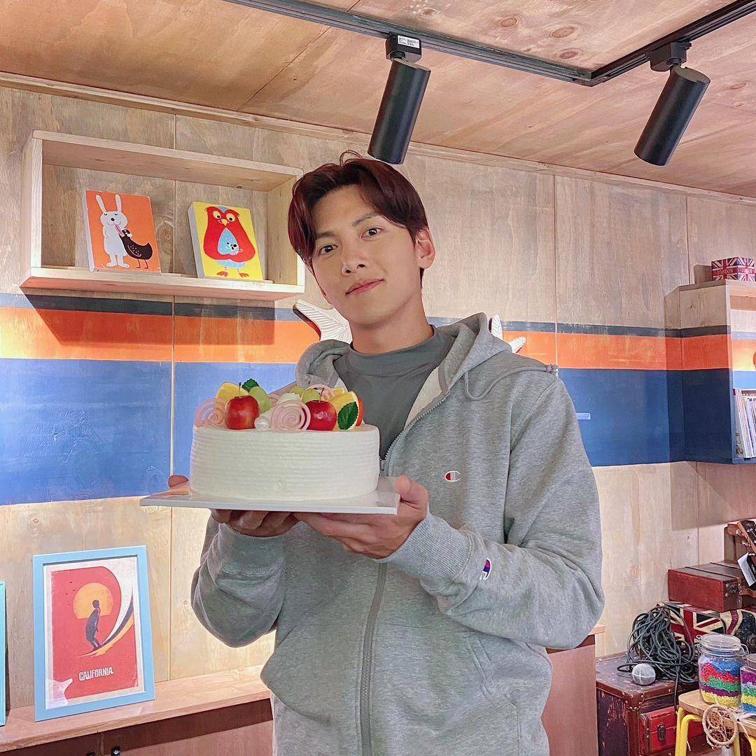 池昌旭河智苑恋爱