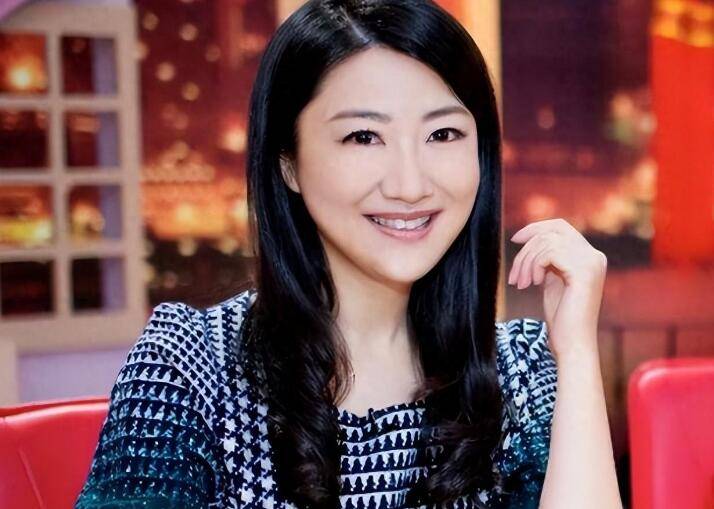 体制内也缺钱了!东方卫视主持人杨蕾发文称:赚钱还是重要的-搜狐大视野-搜狐新闻