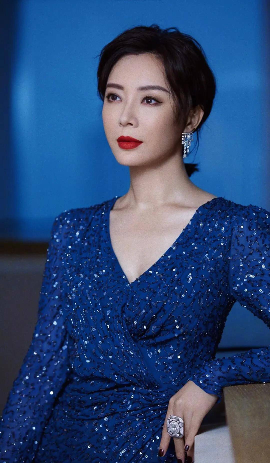 作为旗袍皇后的陈数,她的哪一个造型最惊艳你?